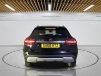 Used Mercedes GLA200 SE 156 HP (114 kW) 2018 Black SUV