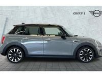 Begagnad Mini Cooper Exclusive 136 HK (100 kW) 2019 Grå Halvkombi