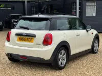 Used Mini Cooper Hatch 136 HP (100 kW) 2015 White Hatchback