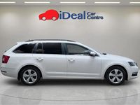 Begagnad Skoda Octavia SE Technology 115 HK (84 kW) 2018 Gul Kombi