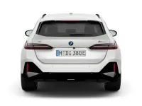 New BMW i5 Shadowline 22 kW (30 HP) 2026 Mineral white Estate