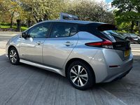 Used Nissan Leaf Acenta 39 kW (54 HP) 2018 Silver Hatchback