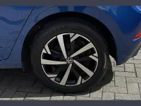 Used VW Polo Life 94 HP (69 kW) 2023 Blue Hatchback