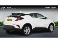 Used Toyota C-HR 122 HP (89 kW) 2022 White SUV