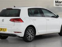 Used VW Golf VII SE 125 HP (91 kW) 2018 White