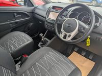 Used Kia Venga 123 HP (90 kW) 2017 White Hatchback