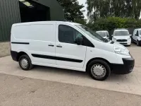 Used Peugeot Expert 130 HP (95 kW) 2016 White Van