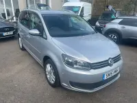 Używany VW Touran SE 105 KM (77 kW) 2015 Srebrny Minivan