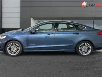 Usado Ford Mondeo Titanium 187 HP (137 kW) 2020 Azul Sedan