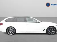 Usado BMW 530e M Sport 292 CV (214 kW) 2022 Blanco Familiar