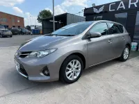 Used Toyota Auris 132 HP (97 kW) 2014 Bronze Hatchback