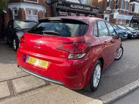 Używany Citroën C4 Feel 2016 Czerwony Hatchback
