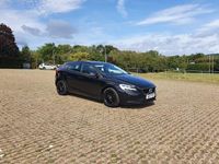 Used Volvo V40 Momentum 120 HP (88 kW) 2017 Black Estate