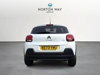 Used Citroën C3 PureTech 108 HP (79 kW) 2024 White Hatchback
