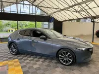 Begagnad Mazda 3 Inclusive 2021 Grå Halvkombi