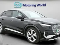 Second-hand Audi Q4 e-tron S-Line 125 kW (170 CP) 2022 Negru SUV