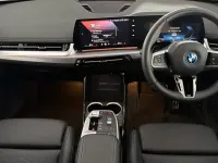 Begagnad BMW iX1 Luxury Line 230 kW (313 HK) 2025 Silver SUV