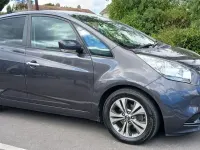 Used Kia Venga 128 HP (94 kW) 2016 Silver Hatchback