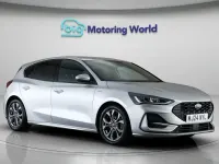Used Ford Focus ST-Line 125 HP (91 kW) 2024 Silver Hatchback