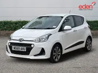 Used Hyundai i10 Premium SE 88 HP (64 kW) 2019 White Hatchback