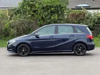 Used Mercedes B180 Executive 109 HP (80 kW) 2017 Blue Hatchback