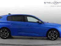 Used Peugeot 308 Allure Premium 129 HP (94 kW) 2023 Blue Hatchback