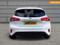 Used Ford Focus ST-Line 125 HP (91 kW) 2019 White Hatchback