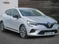 Used Renault Clio Evolution 90 HP (66 kW) 2022 Silver Hatchback