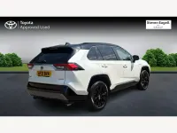 Used Toyota RAV4 218 HP (160 kW) 2021 White/black SUV