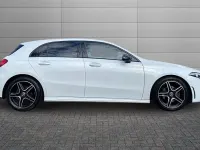 Begagnad Mercedes A180 Executive 116 HK (85 kW) 2023 Vit Halvkombi