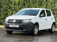 Used Dacia Sandero Acces 75 HP (55 kW) 2014 White Hatchback