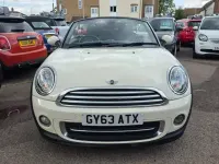 Usado Mini Cooper Cabriolet 122 HP (89 kW) 2013 Branco Cabrios