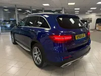 Begagnad Mercedes GLC220 AMG Line Premium 2018 Blå Kombi