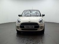 Used Mini Cooper Classic 136 HP (100 kW) 2019 White Hatchback