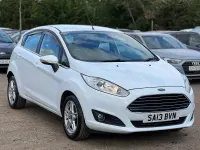 Used Ford Fiesta Zetec 2013 White Hatchback