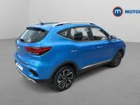 Second-hand MG ZS Exclusive 111 CP (81 kW) 2024 SUV