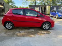 Used Toyota Yaris 2011 Red Hatchback