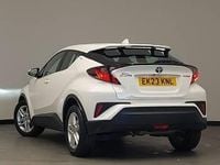 Used Toyota C-HR 122 HP (89 kW) 2023 White SUV