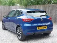 Used Renault Clio V Evolution 90 HP (66 kW) 2023 Blue Hatchback