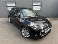 Used Mini Cooper S Classic 192 HP (141 kW) 2019 Black Hatchback