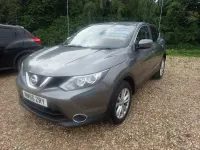 Used Nissan Qashqai Acenta 115 HP (84 kW) 2016 Grey SUV
