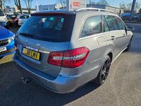 Usado Mercedes E250 Avantgarde 2011 Prateado Carrinha