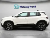 Używany Jeep Avenger Altitude 100 KM (73 kW) 2024 Biały SUV