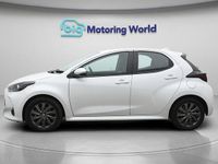 Used Toyota Yaris Hybrid 116 HP (85 kW) 2023 White Hatchback