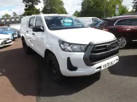 Used Toyota HiLux Active 150 HP (110 kW) 2021 White Pickup