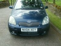 Usado Toyota Yaris 85 HP (62 kW) 2004 Citadino