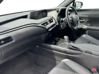 Used Lexus UX 300e 147 kW (201 HP) 2022 Sonic white SUV