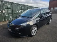 Używany Vauxhall Zafira SRi 2014 Czarny Minivan