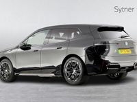 Usado BMW iX M Sport 295 kW (402 CV) 2025 Negro SUV