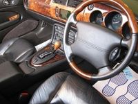 Used Jaguar XKR 2000 Cabriolet